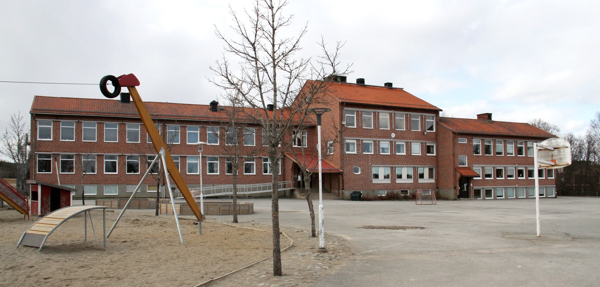 Älandsbro skola.