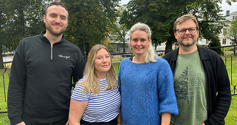 porträttbild på fyra personer, två kvinnor och två män