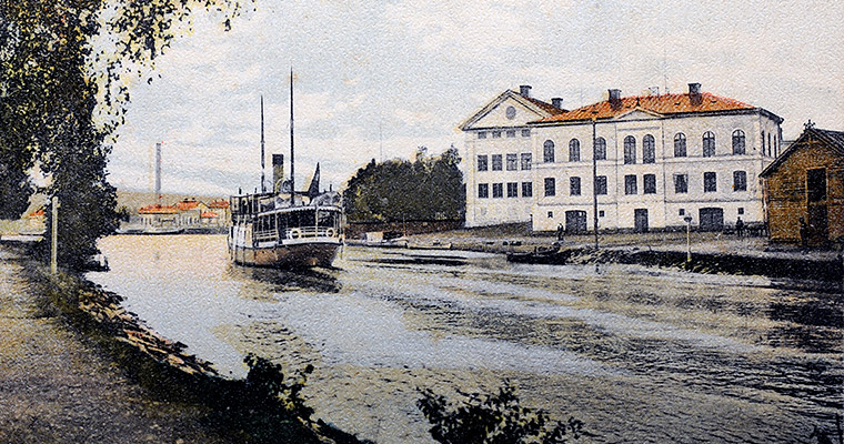 Båten Tynderö i Östra kanalen.