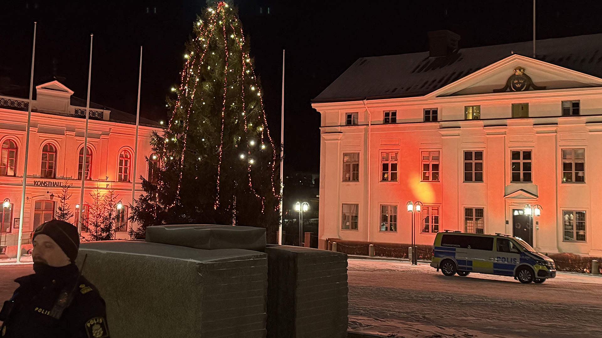 En flygbild över centrala Härnösand.