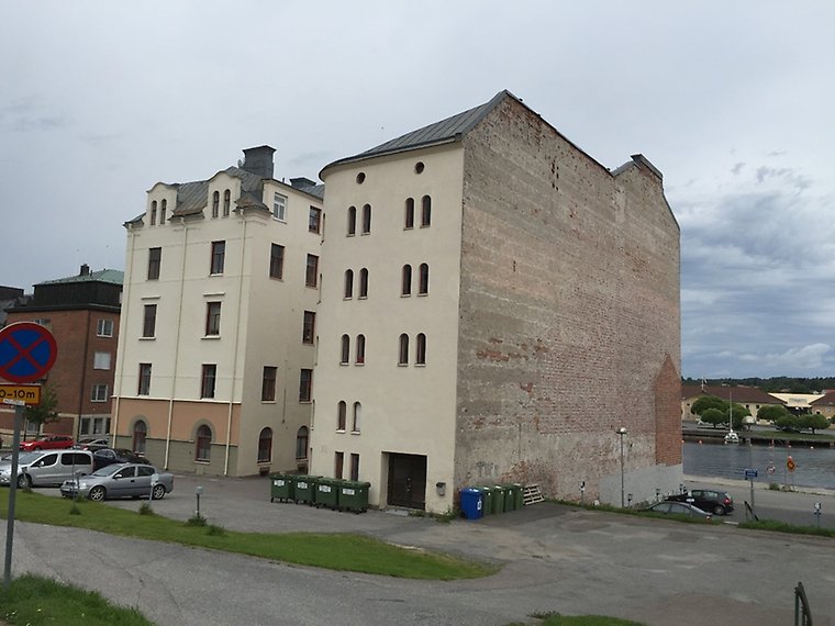 Fotografi på aktuell byggnad på fastigheten Matrosen