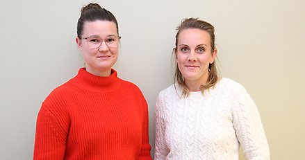 Clara Lebedinski Arfvidson och Jennifer Ålund arrangerar ljusmanifestation i stadsparken den 10 september.