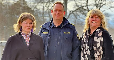 Från vänster Anna-Karin Hasselborg, tillförordnad lokalpolisområdeschef Andreas Dahlbom och näringslivschef Petra Forsström.
