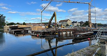 ett brobygge på avstånd