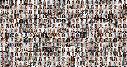 många porträttfoton i ett stort collage