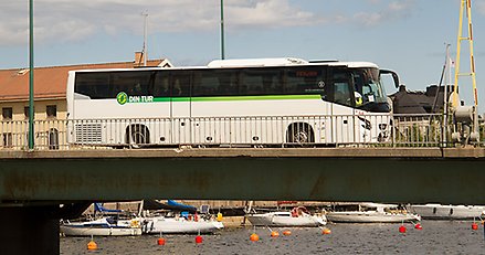 En buss på Nybron.
