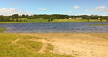 Brånsvikens sandstrand.